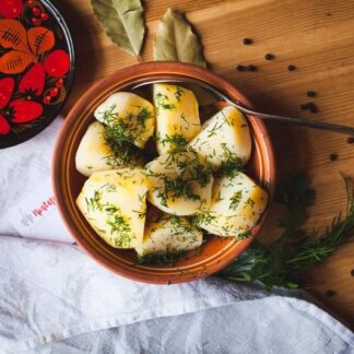 Отварной картофель со сметаной или маслом